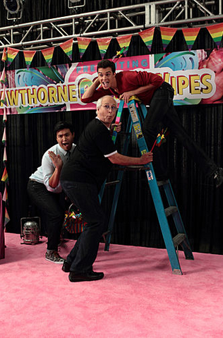 File:SettingupGayBash.png