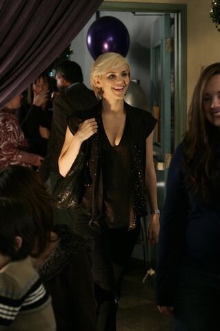 File:1x18 Promotional photo 5.jpg