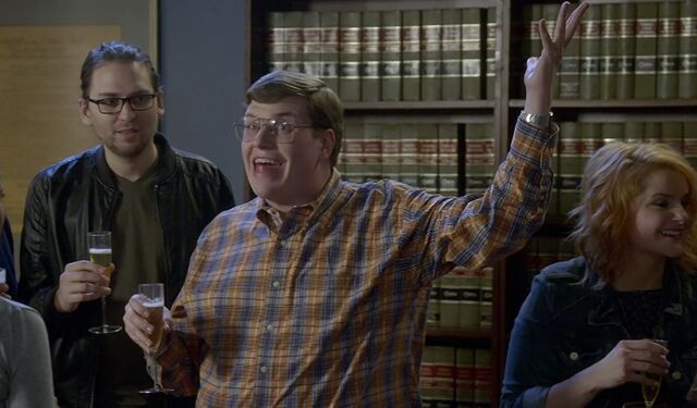 File:S06E12-Garrett laid.jpg