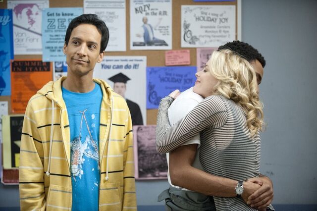 File:3x22 Promotional photo 25.jpg