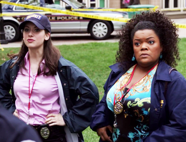File:1x20 Annie and Shirley.png