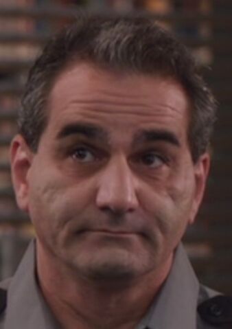 File:S04E04-Security Guard.jpg