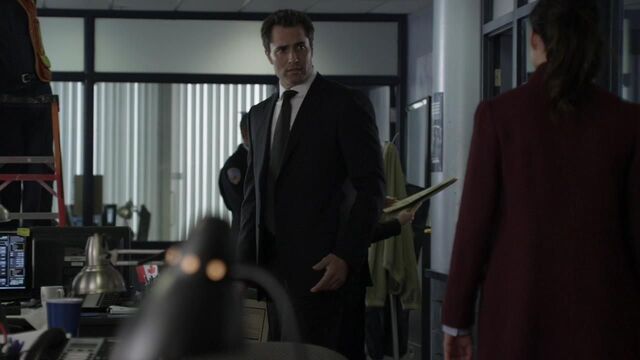 File:1x02 carlos.jpg