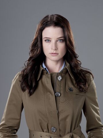 File:Promo Kiera S2 06.jpg