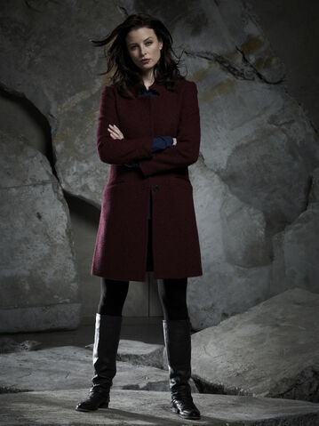 File:Promo Kiera S1 05.jpg