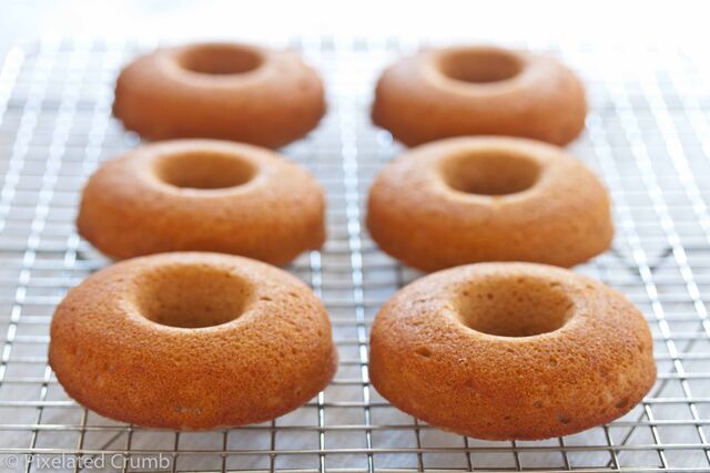 File:Cider Doughnuts-4.jpg