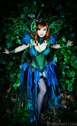 File:YayaHan-AbsintheFairy.jpg