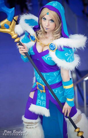 File:Merowpix-Crystal Maiden.jpg