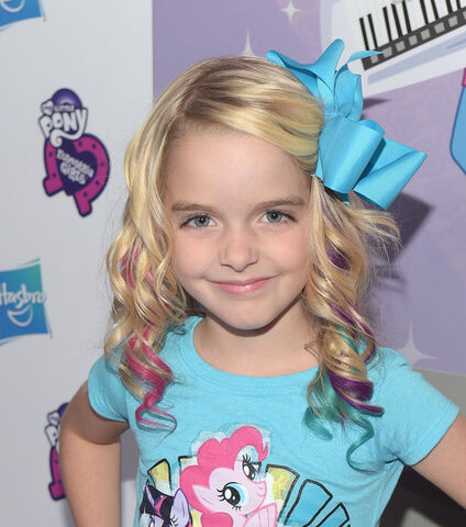 File:McKenna+Grace+Hasbro+Studios+Present+Purple+OgvQ8 MgC9Fl.jpg