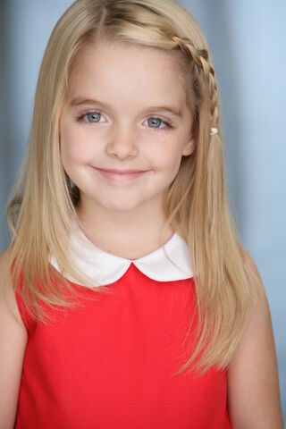 File:Mckenna-Grace-2.jpg