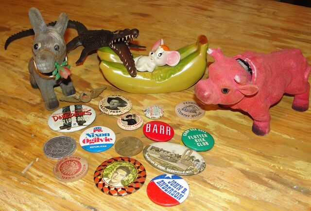 File:Tchotchkes2.jpg