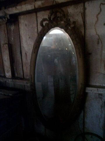 File:Dusty Mirror.jpg