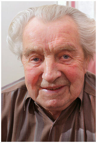 File:Charles at 90.jpg