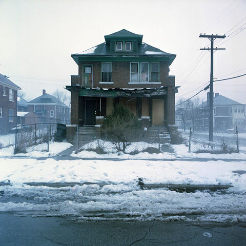 File:Abandoned house 3.jpg