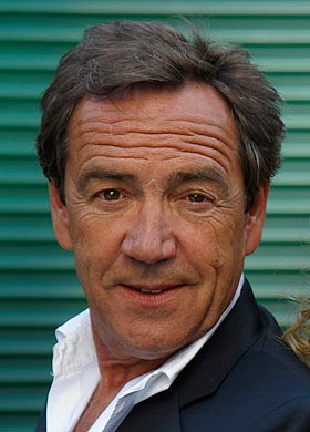 Robert Lindsay Robert Lindsay