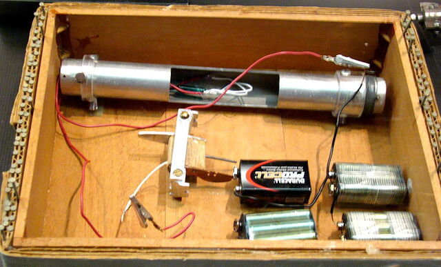 File:Unibomber bomb.jpg