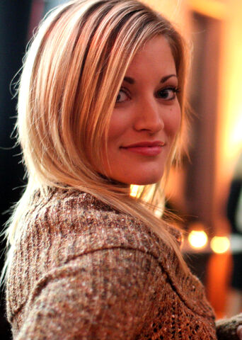 File:Justine Ezarik.jpg
