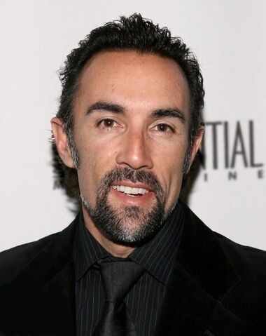 File:Francesco Quinn.jpg