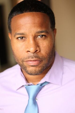 File:Byron Marc Newsome.jpg