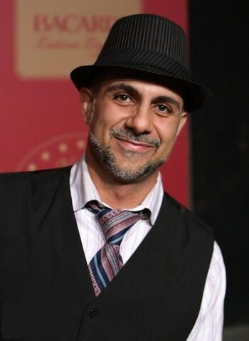 File:Anthony Azizi.jpg