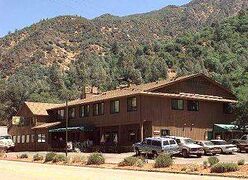 Cedar Lodge Motel