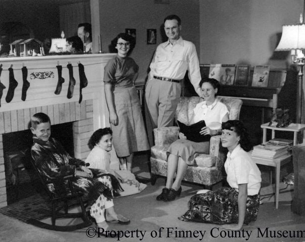 File:Clutter Family.jpg
