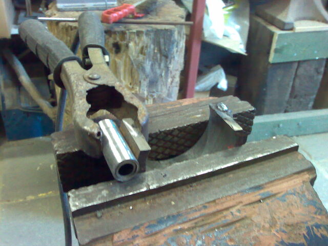 File:Making the nut-01.jpg