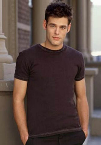 File:Ivan Sergei.jpg