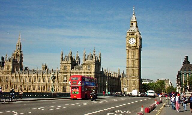 File:Ben Ben Bus London.jpg