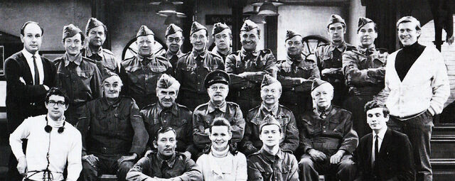 File:Dad'sArmyCrewGroupPhoto(AStripeforFrazer).jpg