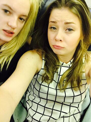 File:Alexa and Addison tweet.jpg