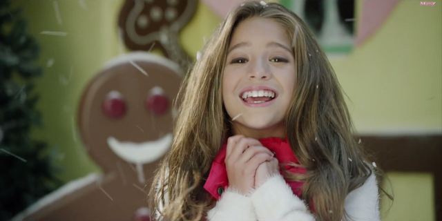 File:Mack Z Christmas All Year Long 8.png