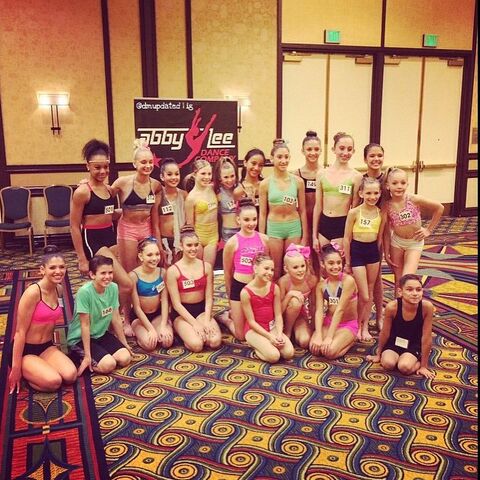 File:Auditions for Dance Moms around 15Nov2014 - via dmupdated.jpg