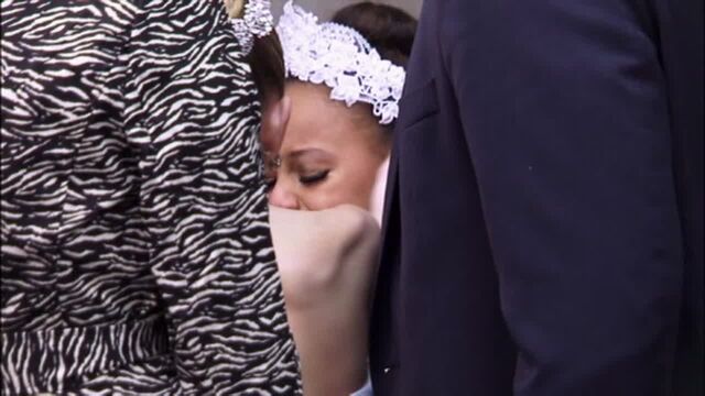 File:The Runaway Mom 38-28.jpg
