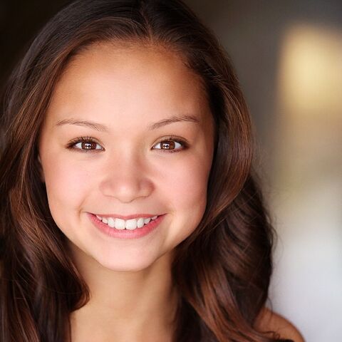 File:Chloe Nguyen headshot nq.jpg