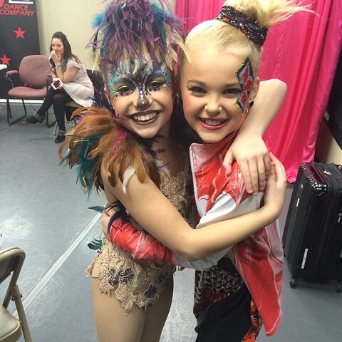 File:Mackenzie and JoJo 2015-01-17.jpg