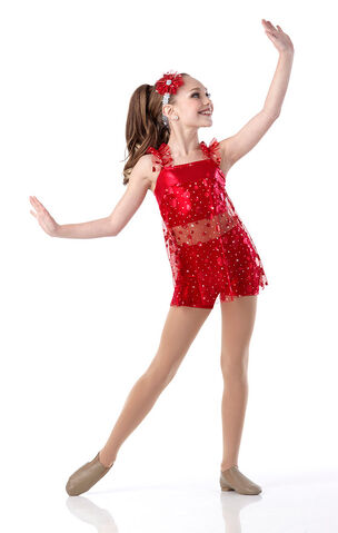 File:Cicci Maddie watch-me-shine 1.jpg