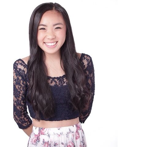 File:Jade smiling.jpg