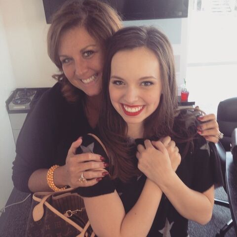 File:Payton and Abby 2015-02-02.jpg