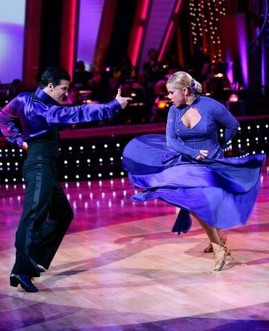 File:Paso-Doble-sabrina-and-mark-team-sabrina-426722 520 640.jpg
