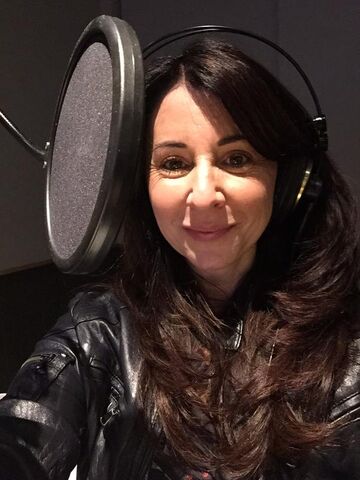 File:Michelle Ruff.jpg