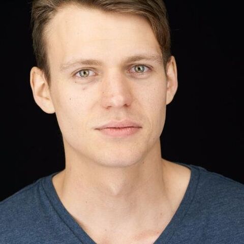 File:Aaron Dismuke.jpg
