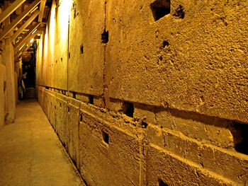 KotelTunnels23.jpg