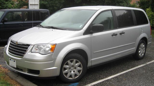 File:Chris Minivan.jpg