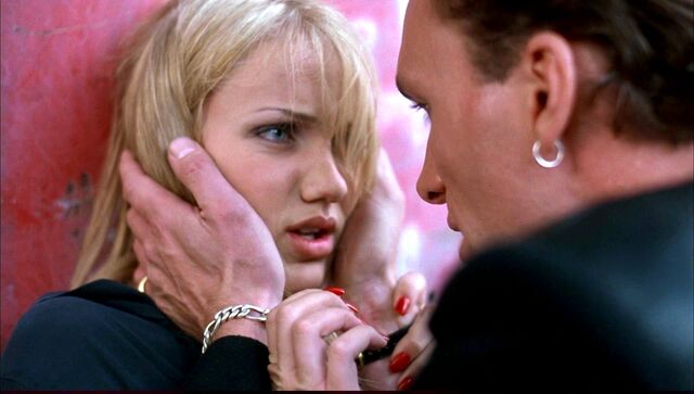 File:Tina Carlyle and Dorian Tyrell.jpg