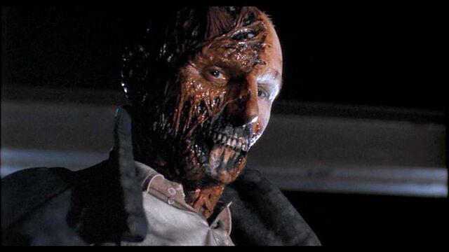 File:Darkman-Dr-Peyton-Westlake-12.jpg