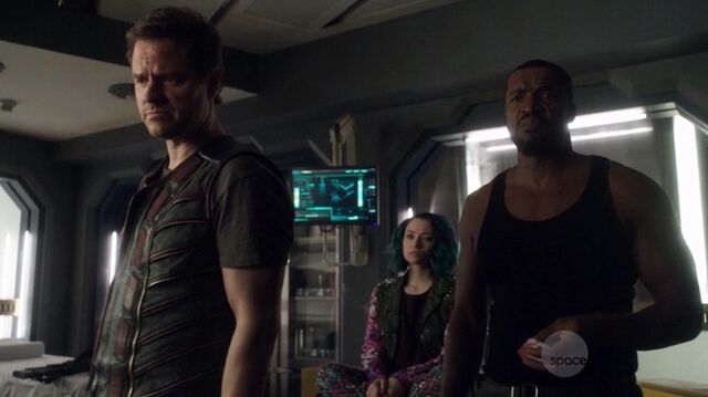 File:S01e01 201.jpg