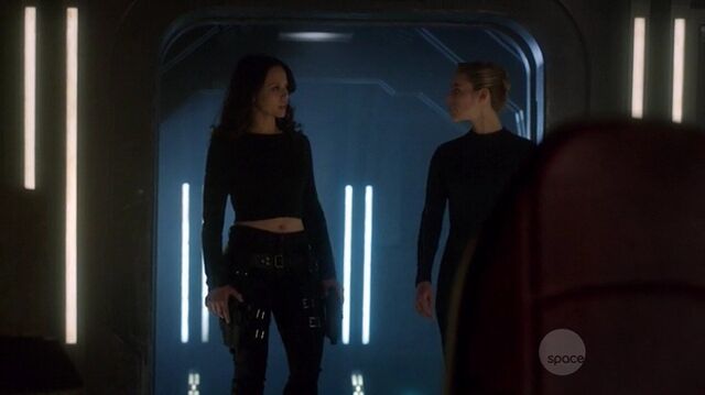File:S01e01 259.jpg