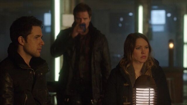 File:S01e01 487.jpg