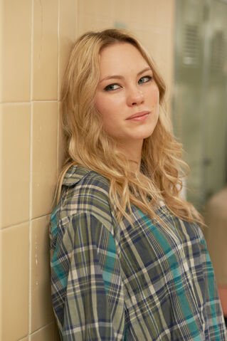 File:Chloe Rose3.jpg
